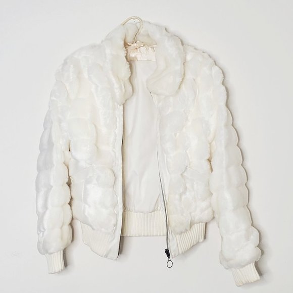 Jennyfer J Faux Fur Ivory Cream Jacket - Picture 1 of 9